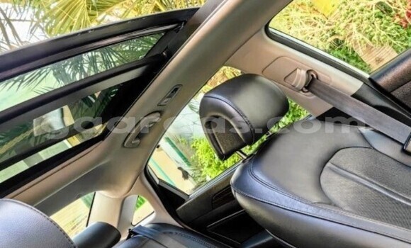 Acheter Occasion Voiture Hyundai Sonata Blanc à Dakar, Dakar Acheter Occasion Voiture Hyundai Sonata Blanc à Dakar, Dakar