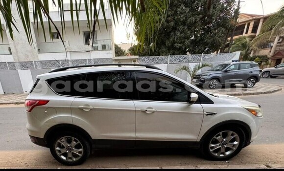 Buy Used Ford Escape White Car in Dakar in Dakar Buy Used Ford Escape White Car in Dakar in Dakar