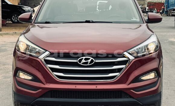 Acheter Import Voiture Hyundai Tucson Rouge à Dakar, Dakar