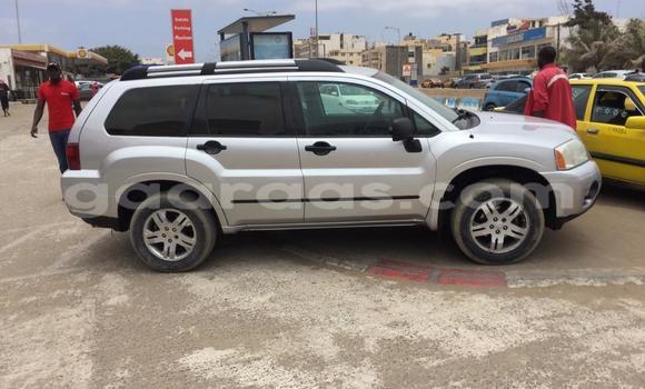 Buy Used Mitsubishi Endeavor Silver Car in Dakar in Dakar Buy Used Mitsubishi Endeavor Silver Car in Dakar in Dakar