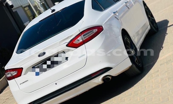 Acheter Occasion Voiture Ford Fusion Blanc à Dakar, Dakar Acheter Occasion Voiture Ford Fusion Blanc à Dakar, Dakar