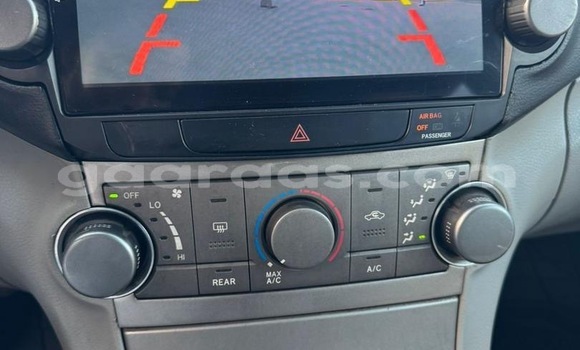 Acheter Occasion Voiture Toyota Highlander Blanc à Dakar, Dakar Acheter Occasion Voiture Toyota Highlander Blanc à Dakar, Dakar