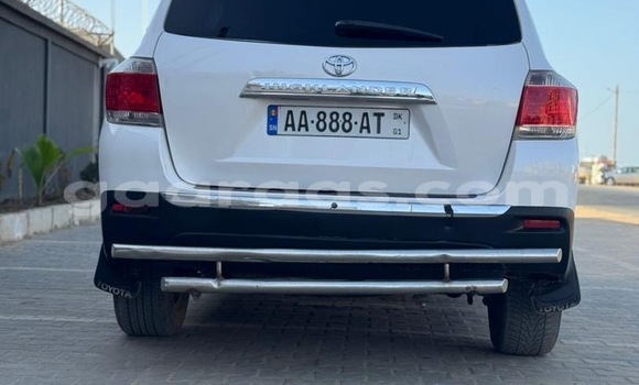 Acheter Occasion Voiture Toyota Highlander Blanc à Dakar, Dakar Acheter Occasion Voiture Toyota Highlander Blanc à Dakar, Dakar