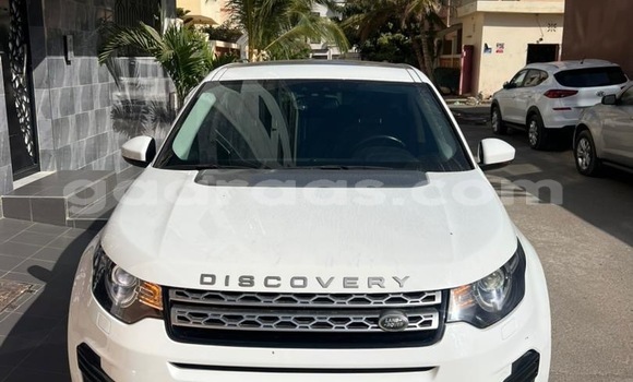 Buy Used Land Rover Discovery White Car in Dakar in Dakar