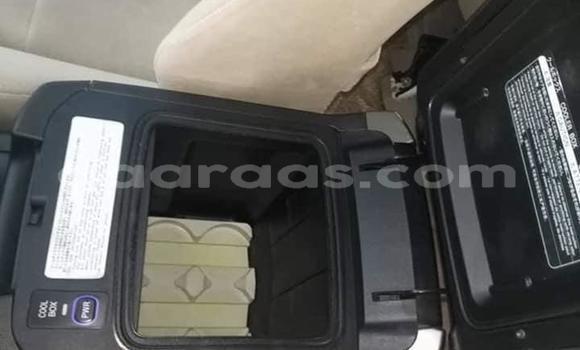 Acheter Occasion Voiture Toyota Land Cruiser Prado Blanc à Dakar, Dakar Acheter Occasion Voiture Toyota Land Cruiser Prado Blanc à Dakar, Dakar