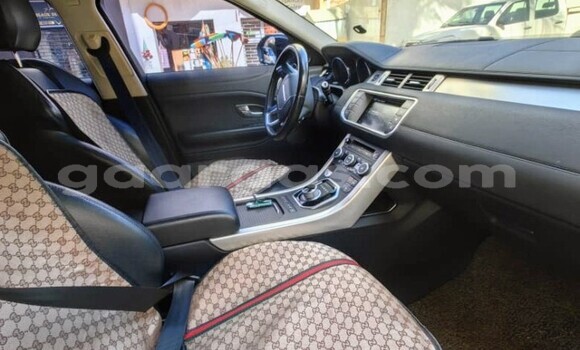 Acheter Occasion Voiture Land Rover Range Rover Evoque Blanc à Dakar, Dakar Acheter Occasion Voiture Land Rover Range Rover Evoque Blanc à Dakar, Dakar