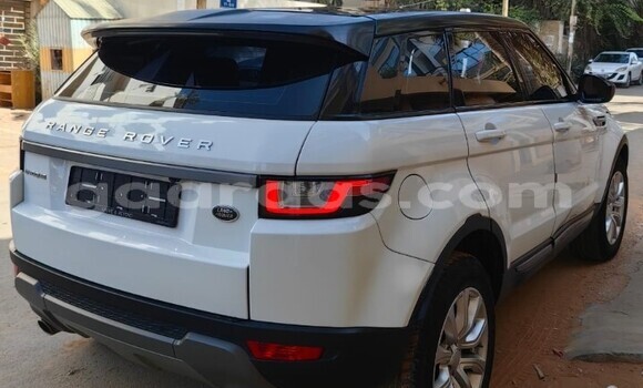Acheter Occasion Voiture Land Rover Range Rover Evoque Blanc à Dakar, Dakar Acheter Occasion Voiture Land Rover Range Rover Evoque Blanc à Dakar, Dakar