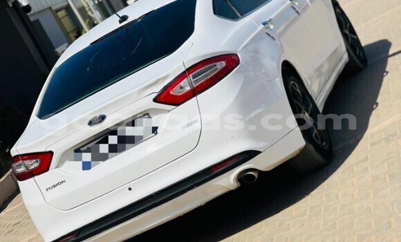 Buy Used Ford Fusion White Car in Dakar in Dakar Buy Used Ford Fusion White Car in Dakar in Dakar