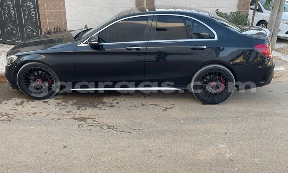 Buy Used Mercedes‒Benz C–Class Black Car in Dakar in Dakar Buy Used Mercedes‒Benz C–Class Black Car in Dakar in Dakar