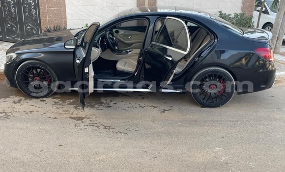 Buy Used Mercedes‒Benz C–Class Black Car in Dakar in Dakar Buy Used Mercedes‒Benz C–Class Black Car in Dakar in Dakar