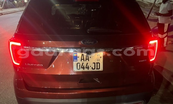 Dieundeu Occasion Ford Explorer Red Auto in Dakar in Dakar Dieundeu Occasion Ford Explorer Red Auto in Dakar in Dakar