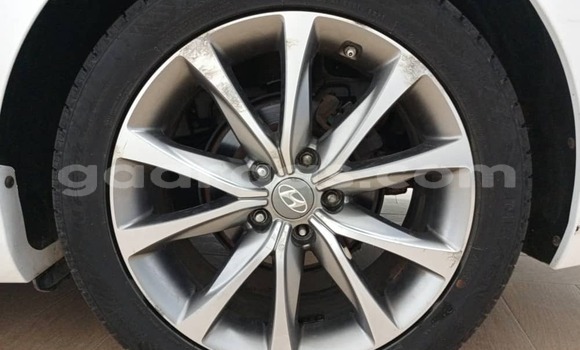 Acheter Occasion Voiture Hyundai Grandeur Blanc à Dakar, Dakar Acheter Occasion Voiture Hyundai Grandeur Blanc à Dakar, Dakar