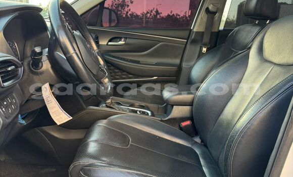 Buy Import Hyundai Santa Fe White Car in Dakar in Dakar Buy Import Hyundai Santa Fe White Car in Dakar in Dakar