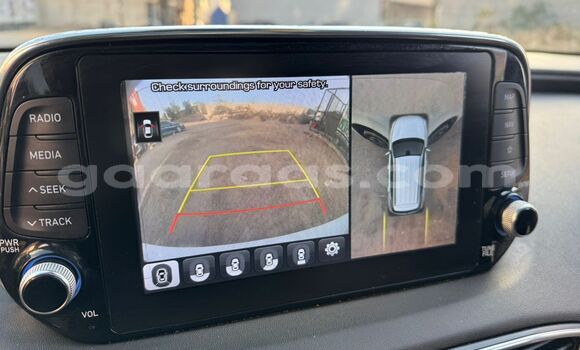 Buy Import Hyundai Santa Fe White Car in Dakar in Dakar Buy Import Hyundai Santa Fe White Car in Dakar in Dakar