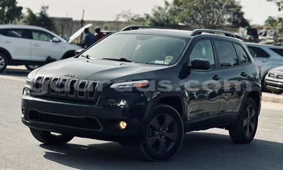 Dieundeu Occasion Jeep Cherokee Black Auto in Dakar in Dakar Dieundeu Occasion Jeep Cherokee Black Auto in Dakar in Dakar