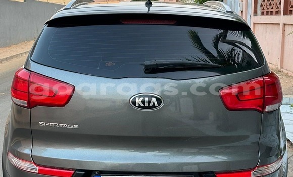 Buy Used Kia Sportage Silver Car in Dakar in Dakar Buy Used Kia Sportage Silver Car in Dakar in Dakar