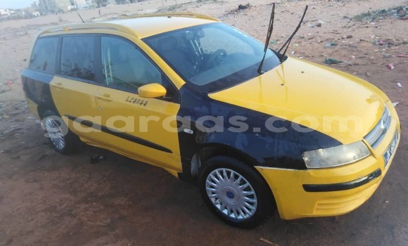 Dieundeu Occasion Fiat Stilo Beige Auto in Dakar in Dakar Dieundeu Occasion Fiat Stilo Beige Auto in Dakar in Dakar