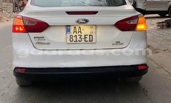 Acheter Occasion Voiture Ford Focus Blanc à Dakar, Dakar Acheter Occasion Voiture Ford Focus Blanc à Dakar, Dakar