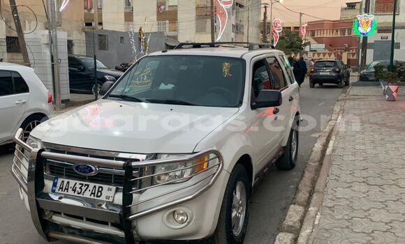 Dieundeu Occasion Ford Escape White Auto in Dakar in Dakar Dieundeu Occasion Ford Escape White Auto in Dakar in Dakar