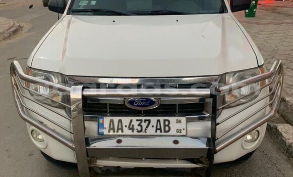Dieundeu Occasion Ford Escape White Auto in Dakar in Dakar Dieundeu Occasion Ford Escape White Auto in Dakar in Dakar