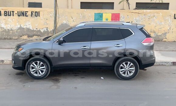 Dieundeu Occasion Nissan Rogue Beige Auto in Dakar in Dakar Dieundeu Occasion Nissan Rogue Beige Auto in Dakar in Dakar