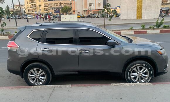 Dieundeu Occasion Nissan Rogue Beige Auto in Dakar in Dakar Dieundeu Occasion Nissan Rogue Beige Auto in Dakar in Dakar