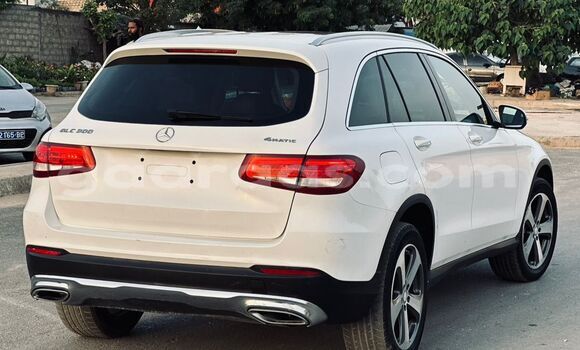 Dieundeu Imported Mercedes-Benz GLC 250D White Auto in Dakar in Dakar Dieundeu Imported Mercedes-Benz GLC 250D White Auto in Dakar in Dakar