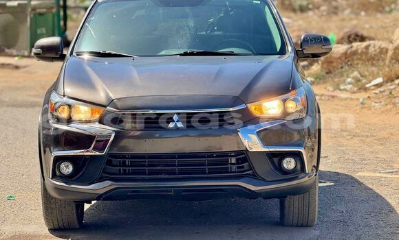 Acheter Import Voiture Mitsubishi Outlander Gris à Dakar, Dakar Acheter Import Voiture Mitsubishi Outlander Gris à Dakar, Dakar