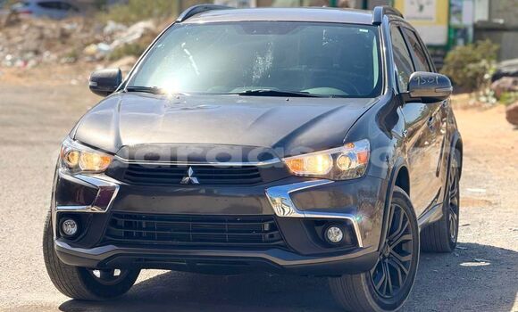 Buy Import Mitsubishi Outlander Silver Car in Dakar in Dakar Buy Import Mitsubishi Outlander Silver Car in Dakar in Dakar