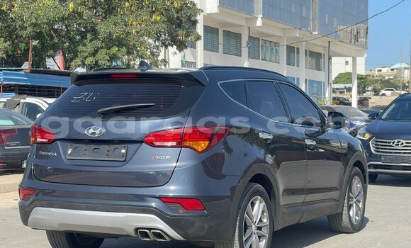Buy Import Hyundai Santa Fe Silver Car in Dakar in Dakar Buy Import Hyundai Santa Fe Silver Car in Dakar in Dakar