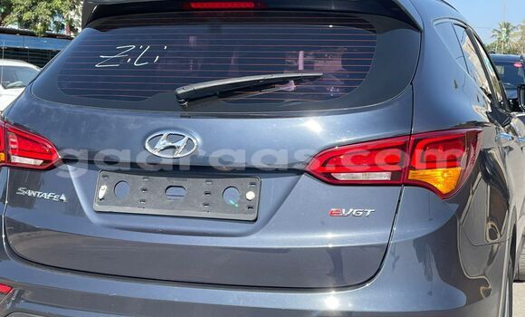 Buy Import Hyundai Santa Fe Silver Car in Dakar in Dakar Buy Import Hyundai Santa Fe Silver Car in Dakar in Dakar