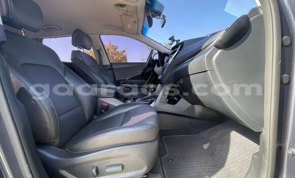 Buy Import Hyundai Santa Fe Silver Car in Dakar in Dakar Buy Import Hyundai Santa Fe Silver Car in Dakar in Dakar