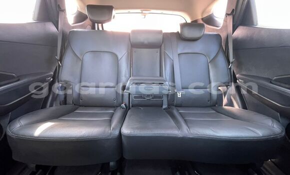 Buy Import Hyundai Santa Fe Silver Car in Dakar in Dakar Buy Import Hyundai Santa Fe Silver Car in Dakar in Dakar