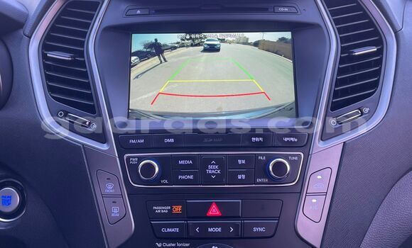 Buy Import Hyundai Santa Fe Silver Car in Dakar in Dakar Buy Import Hyundai Santa Fe Silver Car in Dakar in Dakar