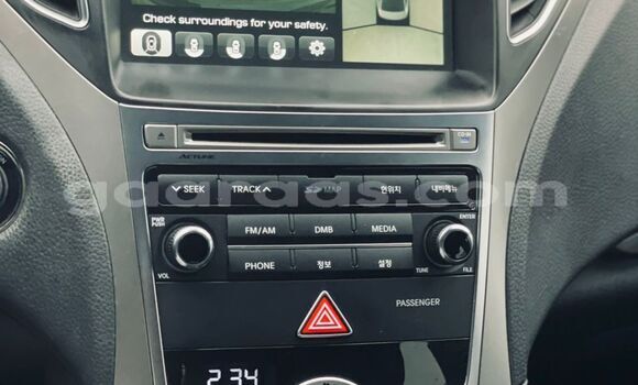 Dieundeu Imported Hyundai Grandeur Black Auto in Dakar in Dakar Dieundeu Imported Hyundai Grandeur Black Auto in Dakar in Dakar