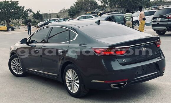 Acheter Import Voiture Kia K7 Noir à Dakar, Dakar Acheter Import Voiture Kia K7 Noir à Dakar, Dakar