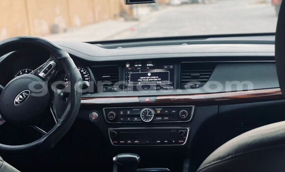 Acheter Import Voiture Kia K7 Noir à Dakar, Dakar Acheter Import Voiture Kia K7 Noir à Dakar, Dakar