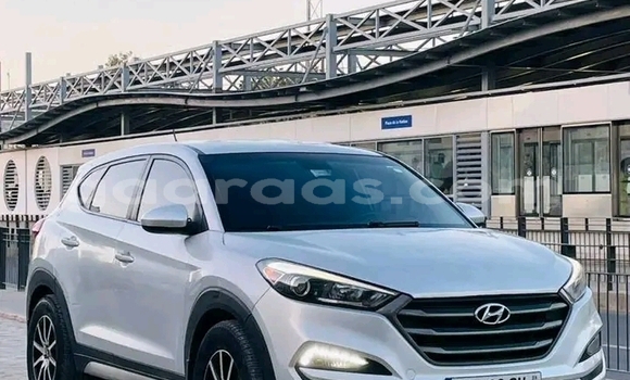 Acheter Occasion Voiture Hyundai Tucson Blanc à Dakar, Dakar Acheter Occasion Voiture Hyundai Tucson Blanc à Dakar, Dakar