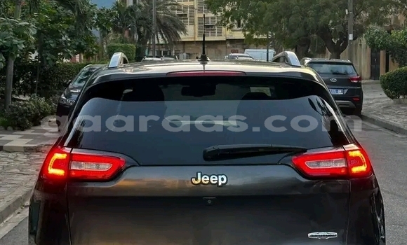 Acheter Occasion Voiture Jeep Cherokee Noir à Dakar, Dakar Acheter Occasion Voiture Jeep Cherokee Noir à Dakar, Dakar