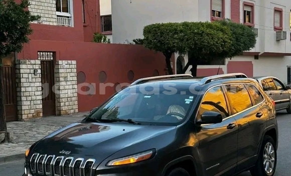Acheter Occasion Voiture Jeep Cherokee Noir à Dakar, Dakar Acheter Occasion Voiture Jeep Cherokee Noir à Dakar, Dakar