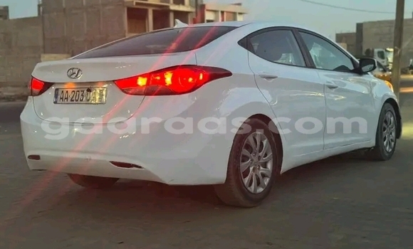 Dieundeu Occasion Hyundai Elantra White Auto in Dakar in Dakar Dieundeu Occasion Hyundai Elantra White Auto in Dakar in Dakar