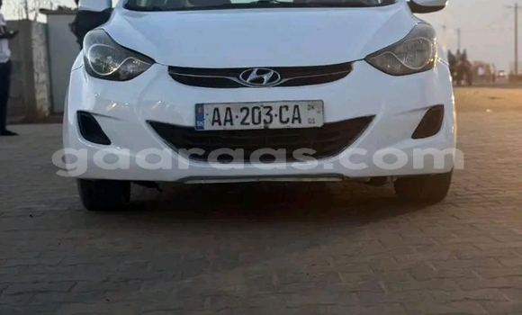 Dieundeu Occasion Hyundai Elantra White Auto in Dakar in Dakar Dieundeu Occasion Hyundai Elantra White Auto in Dakar in Dakar