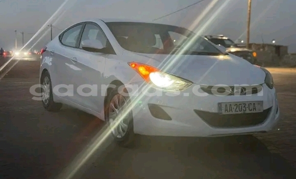 Dieundeu Occasion Hyundai Elantra White Auto in Dakar in Dakar Dieundeu Occasion Hyundai Elantra White Auto in Dakar in Dakar