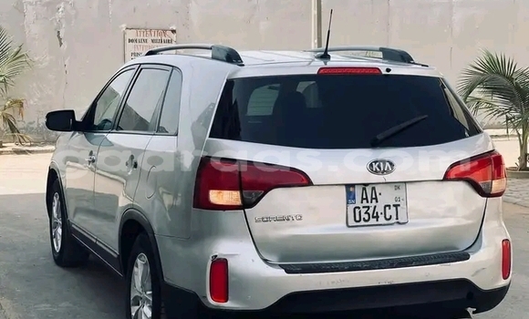 Dieundeu Occasion Kia Sorento White Auto in Dakar in Dakar Dieundeu Occasion Kia Sorento White Auto in Dakar in Dakar
