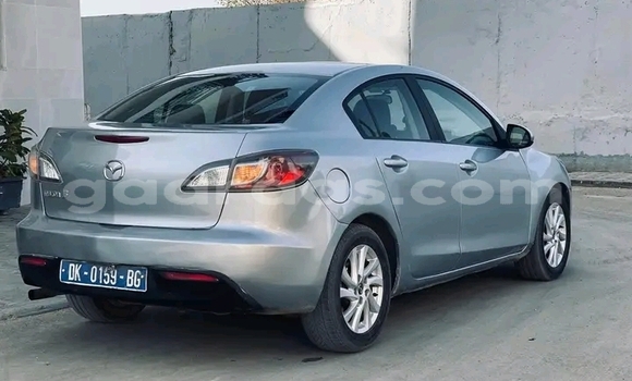 Dieundeu Occasion Mazda 3 White Auto in Dakar in Dakar Dieundeu Occasion Mazda 3 White Auto in Dakar in Dakar