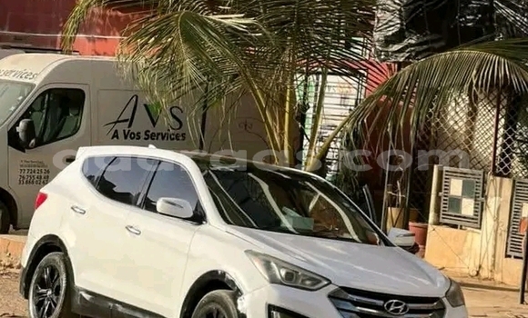 Buy Used Hyundai Santa Fe White Car in Dakar in Dakar Buy Used Hyundai Santa Fe White Car in Dakar in Dakar