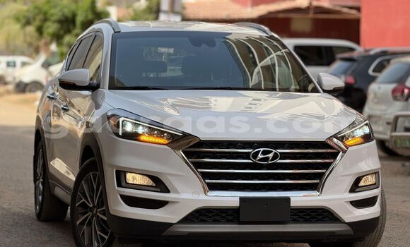 Buy Import Hyundai Tucson White Car in Dakar in Dakar Buy Import Hyundai Tucson White Car in Dakar in Dakar