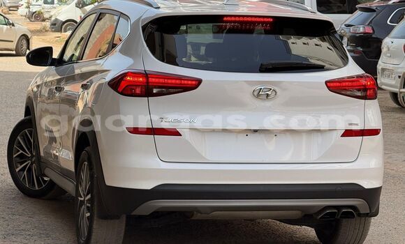 Buy Import Hyundai Tucson White Car in Dakar in Dakar Buy Import Hyundai Tucson White Car in Dakar in Dakar