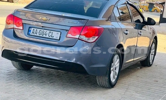 Dieundeu Occasion Chevrolet Cruze White Auto in Dakar in Dakar Dieundeu Occasion Chevrolet Cruze White Auto in Dakar in Dakar