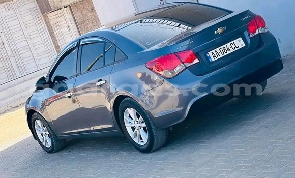Dieundeu Occasion Chevrolet Cruze White Auto in Dakar in Dakar Dieundeu Occasion Chevrolet Cruze White Auto in Dakar in Dakar